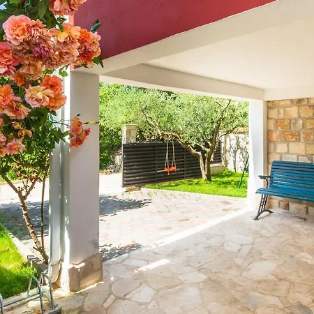 Villa Tina