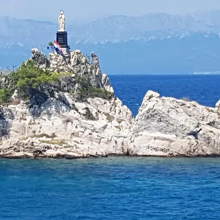 Villa Tina