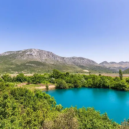 Tina * Ploce (Dubrovnik-Neretva)